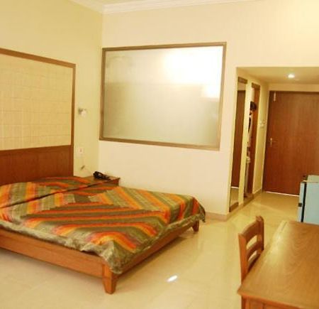 Alka Hotel Udaipur Chambre photo