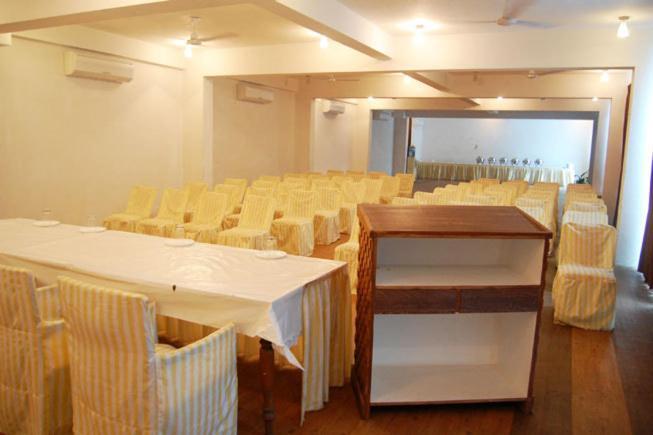 Alka Hotel Udaipur Extérieur photo