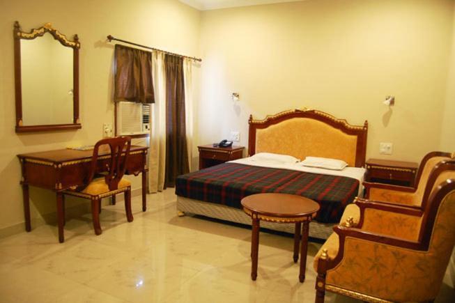 Alka Hotel Udaipur Chambre photo